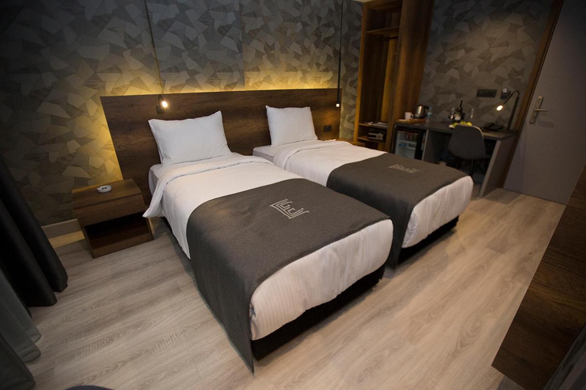 Emens Hotel İzmir